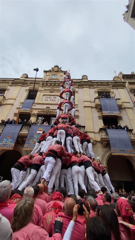 Valls De 10 Sota La Pluja La Vella Carrega El 4d10fm I La Joves El 3d10fm