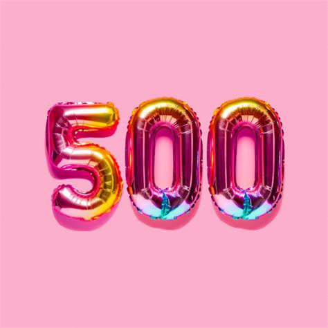 40 500 Balloon Stock Photos Pictures And Royalty Free Images Istock