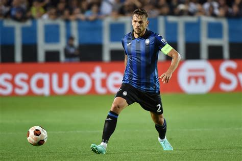 Atalanta Capita Rafael Toloi Ancora Fermo Per Una Lesione Al Bicipite