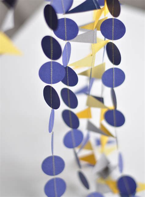 DIY: Paper Ribbon Garland ⋆ Design Mom