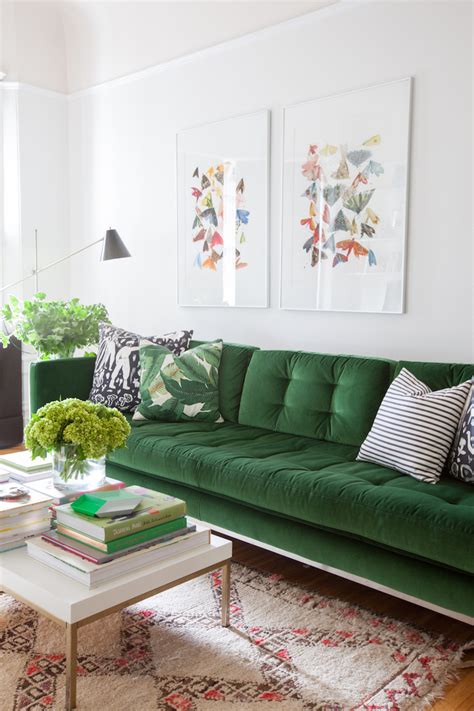 23 Green Velvet Sofa Styling Ideas