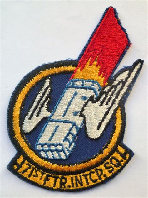 USAF 71st Fighter Interceptor Squadron Cloth Patch An Original Badge