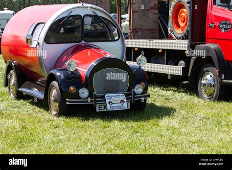 Citroen 2CV Custom Van Stock Photo - Alamy