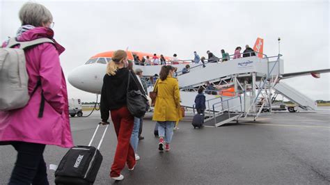 Easyjet A Roport De Rennes Inflectis Bioscience Lehibou Agence Api