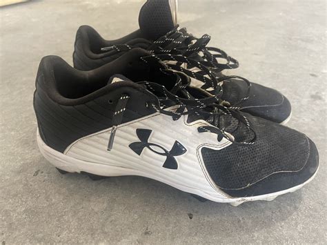 Under Armor Molded Cleats Sidelineswap