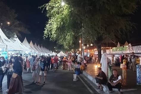 Night Market Ngarsopuro Tempat Untuk Menghabiskan Malam Di Solo