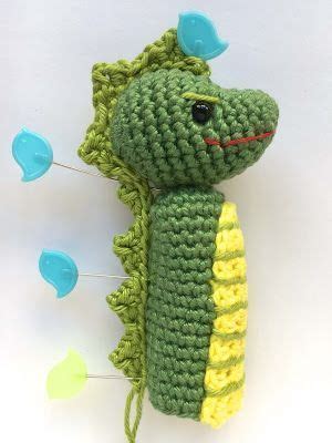 Patrón Muñecos de dedo de Sant Jordi en amigurumi Crafteando que es