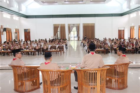 Pramuka Merupakan Wadah Pembinaan Guna Mencetak Generasi Yang Tangguh