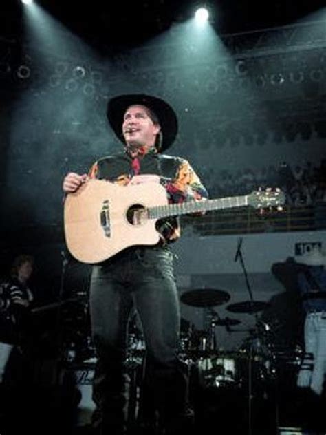 7 Things You Dont Know About Garth Brooks