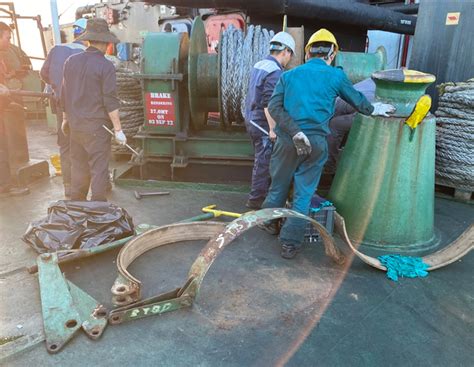 MOORING WINCH OVERHAUL IN VIET NAM