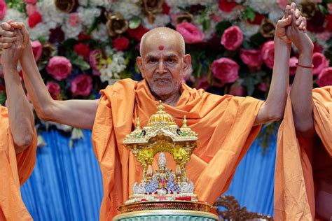 His Holiness Mahant Swami Maharajs 84th Birthday Celebration