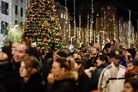 Fotos Estrena D Xit Del Llaminer Amb El Calendari Dadvent De Nadal