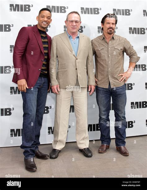 Will Smith, Tommy Lee Jones and Josh Brolin 'Men In Black 3' Photocall ...