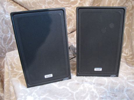 Tryans Online Auction & Auction Center - Teac Speakers