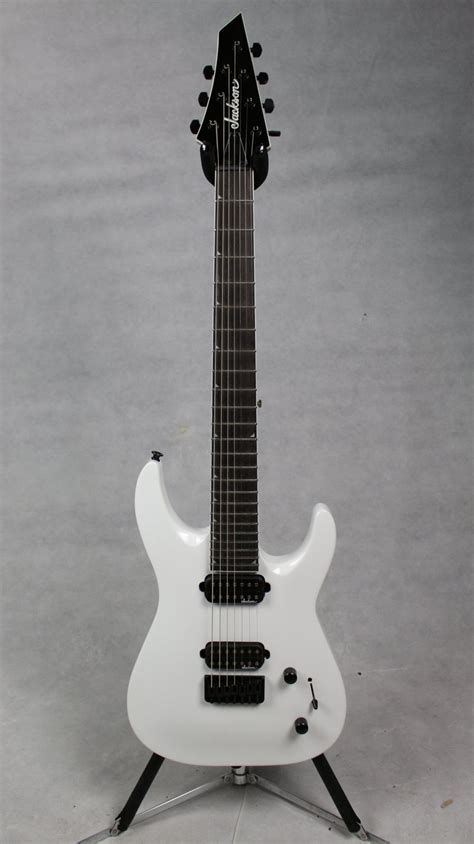 Jackson JS Series Dinky Arch Top 7 String JS32 7 DKA HT Amaranth