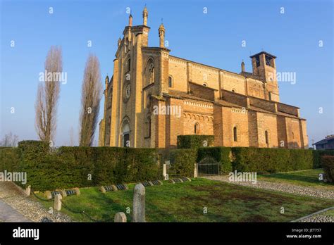 Italy Lombardy Lodi Vecchio San Bassiano Basilica Stock Photo Alamy