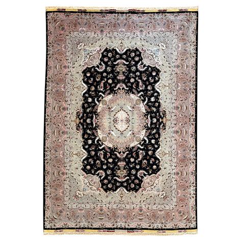 Persian Hand Knotted Medallion Floral Tabriz Rug For Sale At 1stdibs