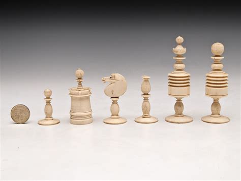 Antique Chess Set | Mark Goodger