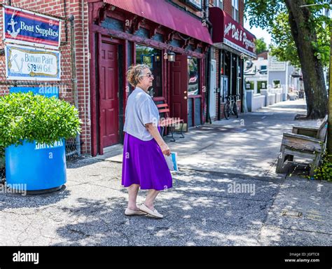 City Island Bronx Hi Res Stock Photography And Images Alamy