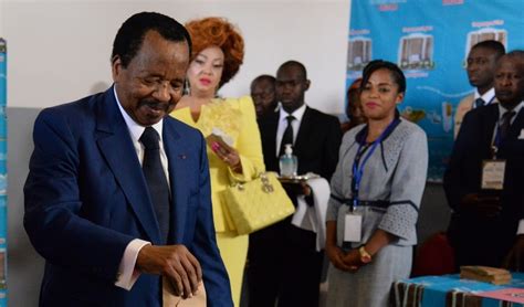 Cameroun Paul Biya Ans Dont Au Pouvoir Et R Lu Pour Sept Ans