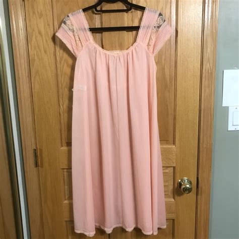 Olga Intimates Sleepwear Nwt Vintage Olga Pink Lingerie Chemise Night Dress Wlace Poshmark