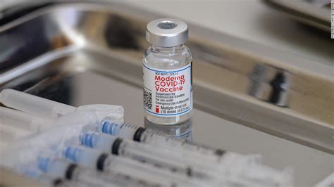 Moderna S Covid Vaccine Receives Full Fda Approval Cnn