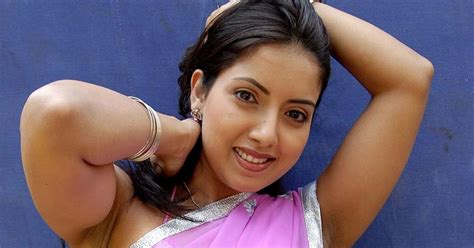 Hot And Spicy Actress Photos Gallery Actress In Saree Hot Navel Show Photos