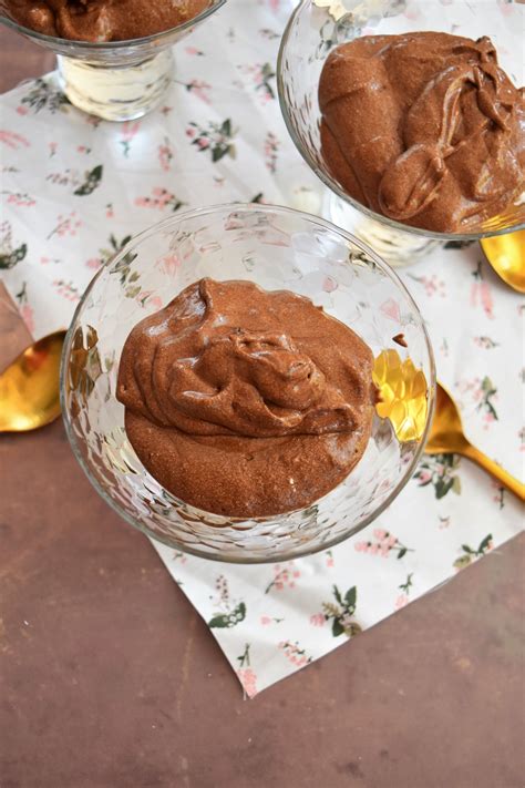 Mousse au chocolat légère aux blancs d oeufs recette facile