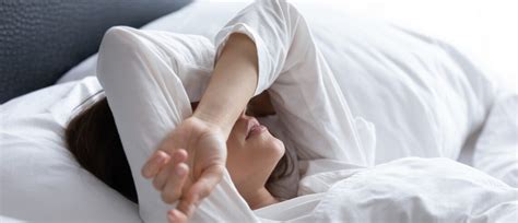 How to Cope with Nighttime Joint Pain | UPMC HealthBeat