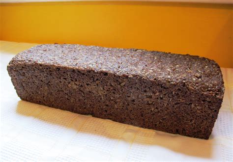 Real German Pumpernickel Bread Thebreadshebakes