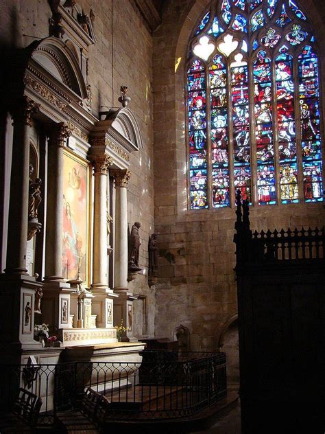 Eglises chapelles abbayes monastères et couvents Côtes d Armor 22