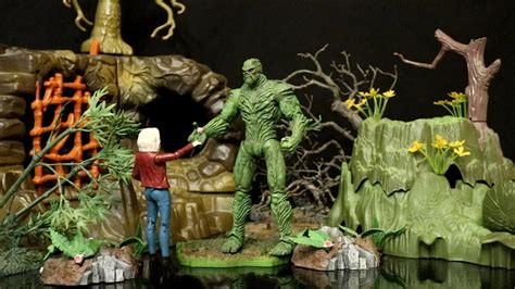 Dc Comics Essentials Swamp Thing Dc Collectibles Action Figure Review