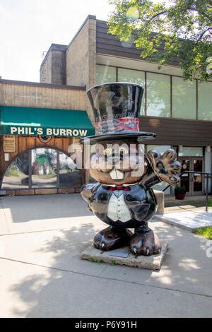 Punxsutawney, Pennsylvania, USA - June 30, 2018 : Punxsutawney Phil ...