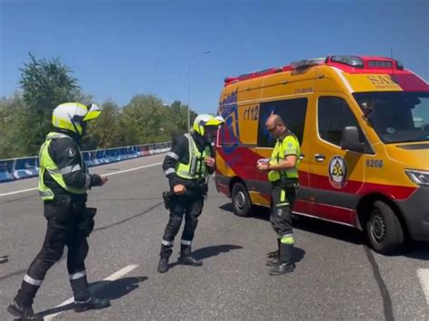 Herida Grave Una Joven De A Os Tras Sufrir Un Accidente De Moto En