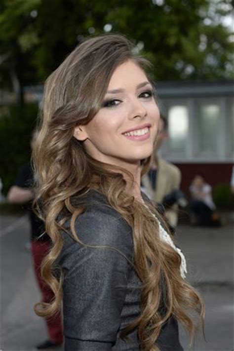 Klaudia Halejcio Robi Splash W Bikini Video Kozaczek