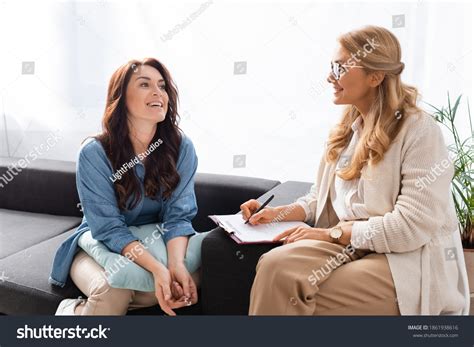 4 155 Blonde Psychologist Images Stock Photos Vectors Shutterstock