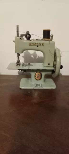 Jouet Ancien Machine A Coudre Singer Baby Singer Sewing Eur