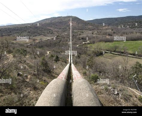 Canal de isabel ii fotografías e imágenes de alta resolución Alamy