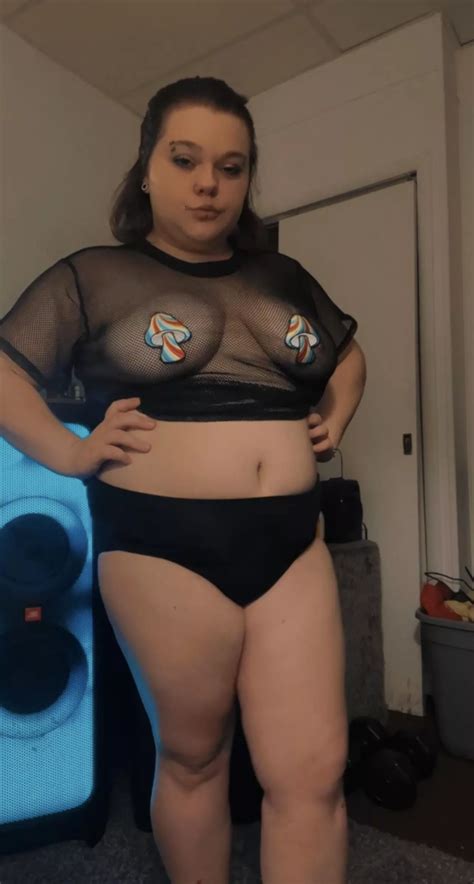 Plump Girl With Big Natural Boobs Nudes PerkyChubby NUDE PICS ORG