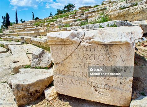 Photo Libre De Droit De Théâtre De Dionysos À Lacropole Dathènes Région
