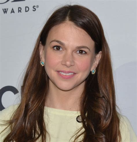 Sutton Foster Bio Early Life Career Net Worth And Salary