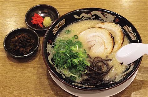 〝味変〟するのも楽しい あっさりとんこつラーメン タウン情報ウインク 広島・福山