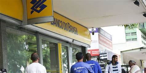 Banco do Brasil faz comunicado que atinge quem tem dívidas