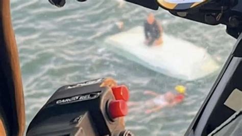 Coast Guard Rescues 2 From Capsized Boat Off Georgia Coast Abc News