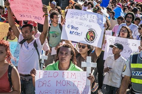 Estudo Jovem Negro Tem Vezes Mais Risco De Ser Morto No Brasil