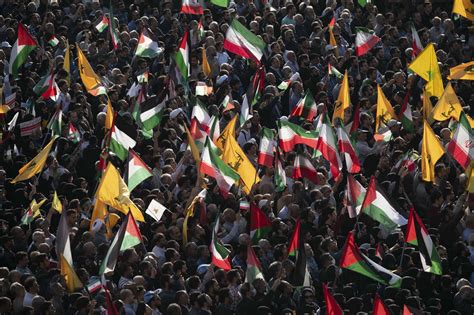 What Is The Iran Backed Axis Of Resistance In The Middle East Npr