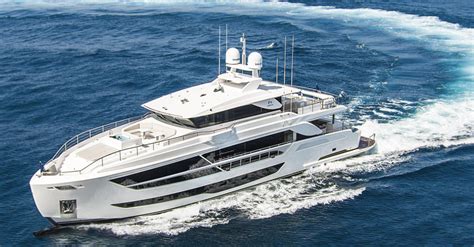 Horizon Fd Available Spring Superyacht Great Opportunity