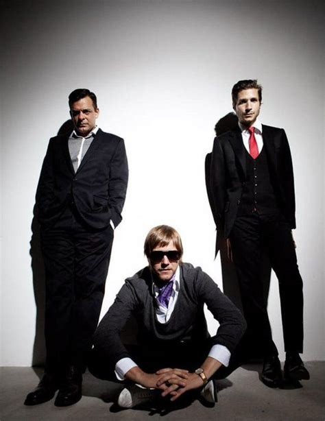 Interpol Fotos De Last Fm Group Photo Poses Cover Band