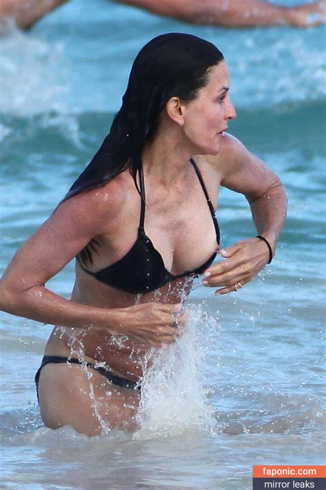 Courteney Cox Aka Courteneycoxofficial Aka Courtne Nude Leaks