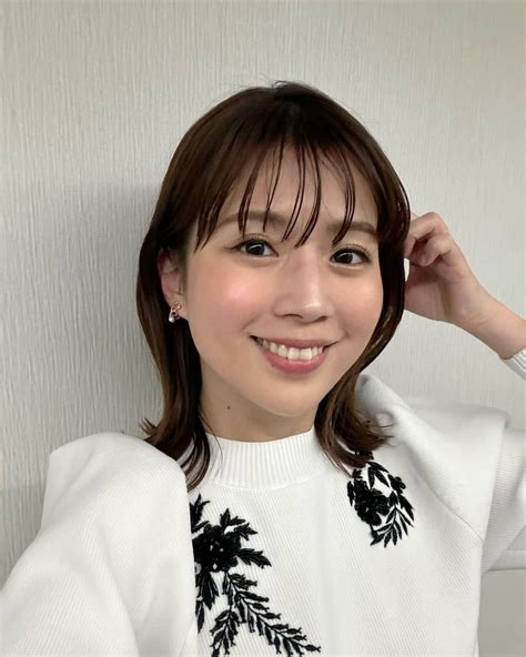 田中萌さんのインスタグラム写真 田中萌instagram「 今日もありがとうございました Abema的ニュースショー 年内の放送は